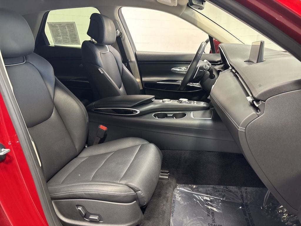 2025 Genesis GV70 2.5T