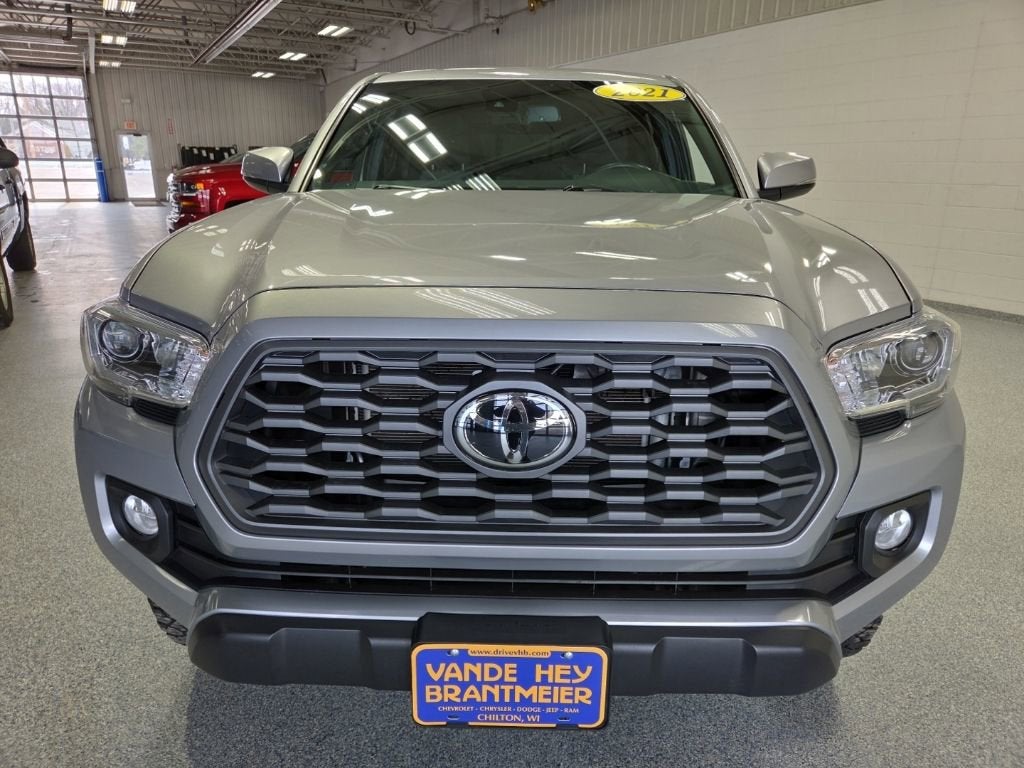 2021 Toyota Tacoma 4WD SR